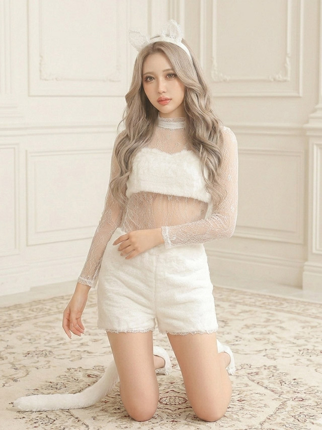 ハイネックレースふわふわファー袖ありガーリー尻尾付き猫アニマル