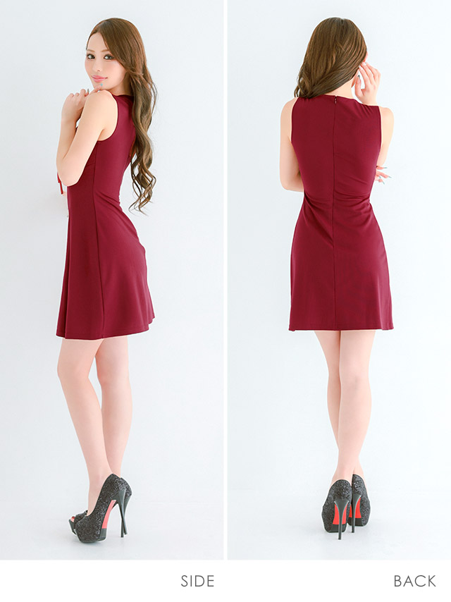 ミニドレス プチプラ ギャル フレア セクシー ラウンジ ノースリーブ 低身長 谷間 プリーツ ワンカラー ワインレッドサイドバック