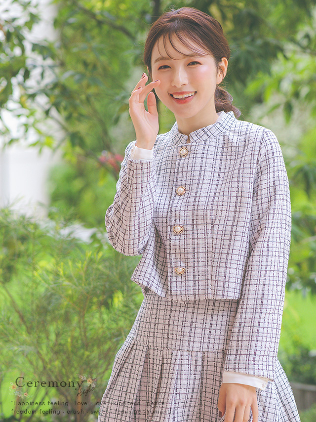 ツイードノーカラーパールボタンジャケット×ミモレ丈フレアスカートセレモニースーツ