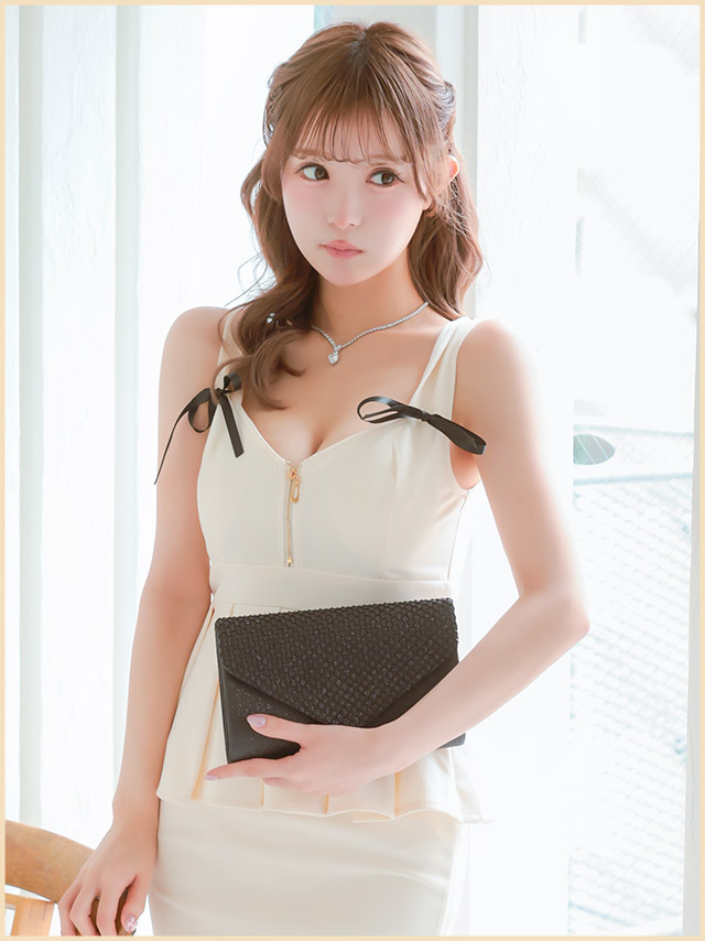 クラッチバッグ ショルダーバッグ グリッター Vカット チェーン 2Way のイメージ画像1枚目