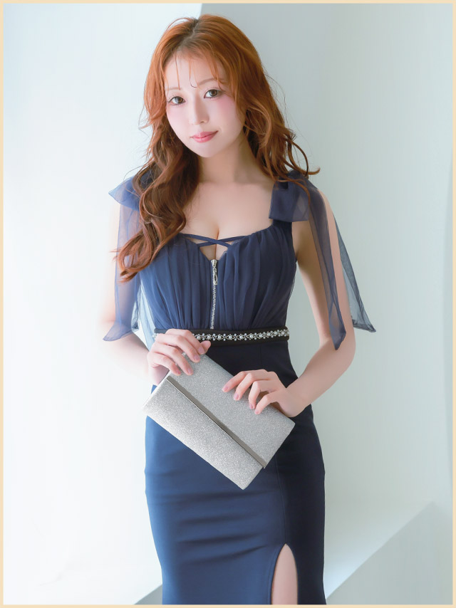 クラッチバッグ ショルダーバッグ グリッター メタルプレート チェーン 2Way のイメージ画像3枚目