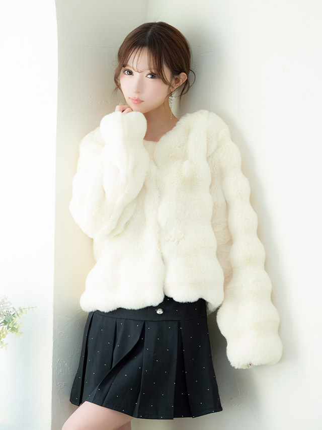 ボレロ ジャケット ノーカラー マシュマロ フェイクファー ショート丈 長袖 体型カバー 羽織り の商品画像3枚目