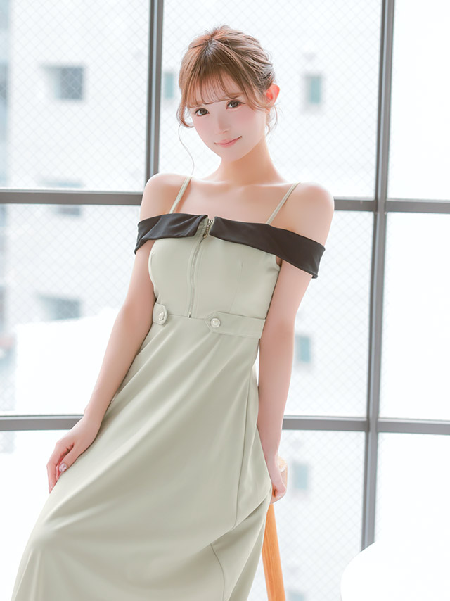 ロングドレス 肩あき ジップ 谷間 サイドベルト 高身長 グレー XL XXL Aライン キャバドレス の立ち姿イメージ画像1枚目