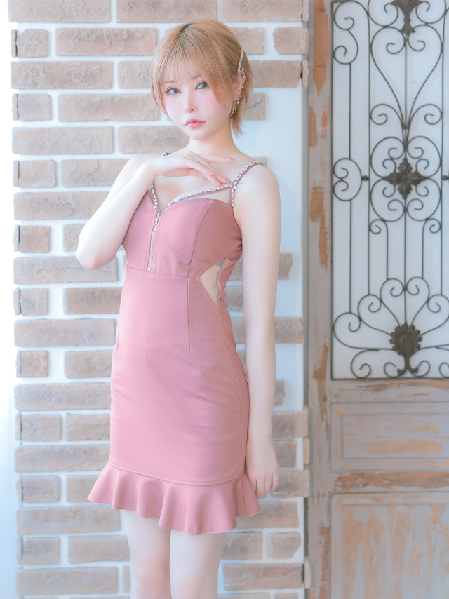 ミニドレス タイト ストレッチ ビジュー ジップ ストーン付き バストコード 裾フリル セクシー 谷間 キャミソール シースルー くびれ ピンク キャバドレス の立ち姿イメージ画像2枚目