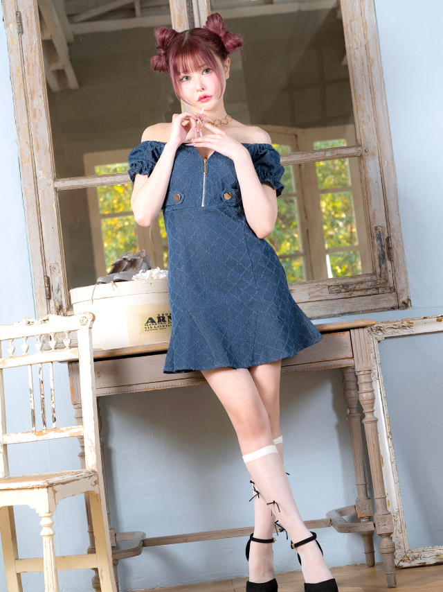 ワンピースAラインミニドレス谷間オフショルダージップチェック柄デニムパフスリーブサイドベルトバストカット同伴キャバドレスの商品画像3枚目