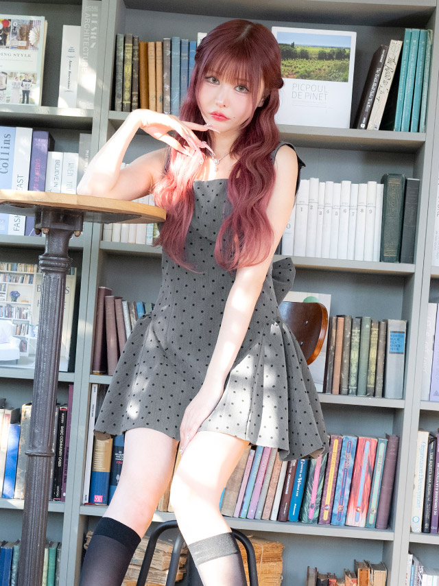 ワンピースAラインミニドレスノースリーブ上品背中魅せドット柄ピンドットバックリボン同伴キャバドレス