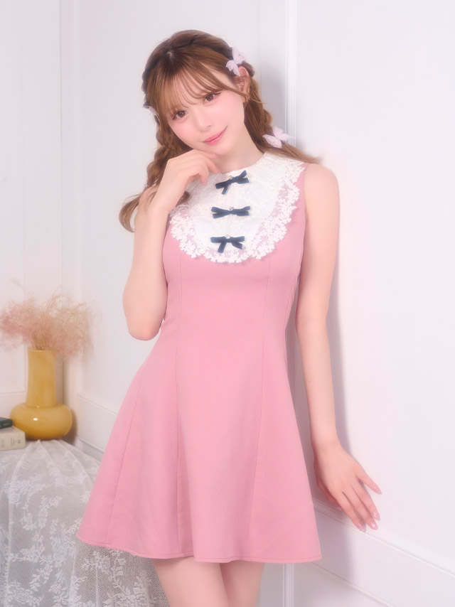 ミニドレス ノースリーブ Aライン レース 襟付き リボン 同伴 胸元カバー 下着のまま ピンク XL キャバドレス の立ち姿イメージ画像4枚目