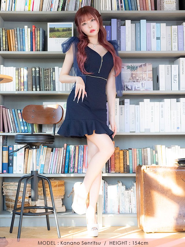 バストジップキャミソールチュールリボン裾フリルツイードタイトミニドレスのフロント