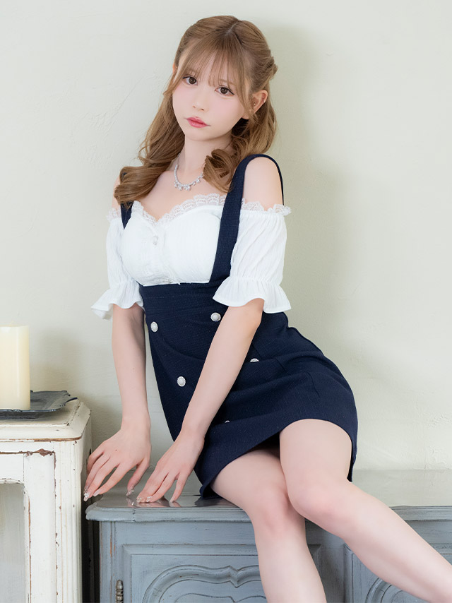 肩あきシフォンパフスリーブ切り替えツイードダブルボタンサロペット風フレアミニドレスの商品画像4枚目