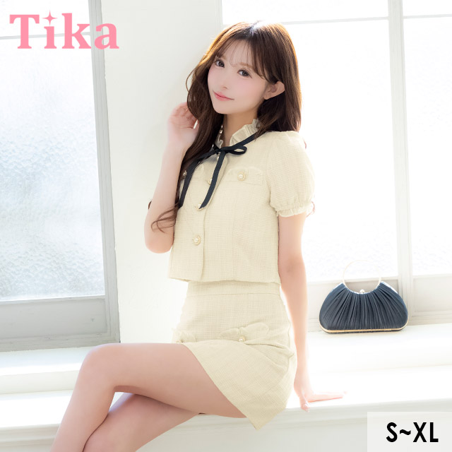 ミニドレス タイト セットアップ 半袖 ブラジャーのまま ネックリボン ハイネック 胸元隠し ツイード パールボタン 同伴 白 アイボリー XL キャバドレス の座り画像1枚目