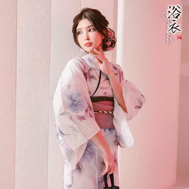 妖艶 白地×ニュアンス水彩フラワー ゆかた2点セット