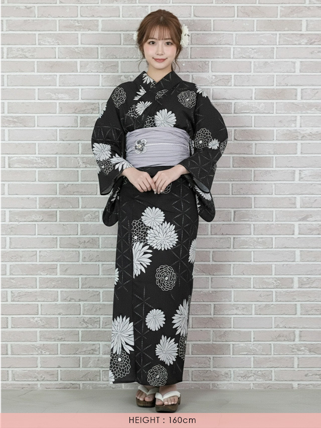 妖艶 ベージュ地にヴィンテージフラワー ゆかた3点セット