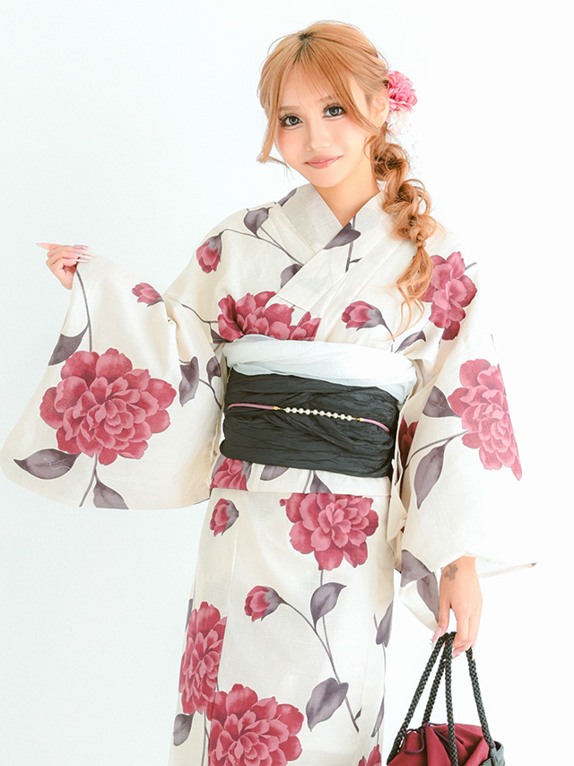 大人可愛いを極める💗
大ぶり牡丹のレトロ浴衣セット