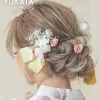 頭も華やかにする髪飾り