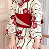 鮮やかな赤色の浴衣