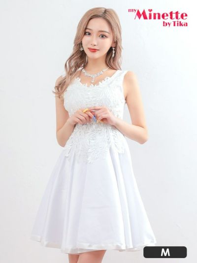 [SALE] ノースリーブ刺繍付きプチプラフレア膝丈ドレス (Mサイズ)(せいせい/キャバドレス着用)[myMinette/マイミネット]