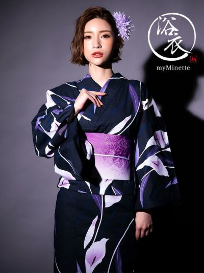 [セール] 浴衣 選べる帯 粋 濃紺×しっとり菖蒲の花 ゆかた3点セット (浴衣+平帯or作り帯+下駄) (石原彩香着用)