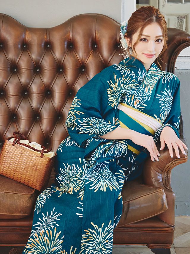 花火柄浴衣メイン