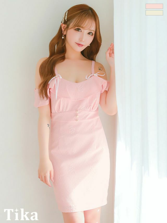 キャバドレス ミニ丈 キャバクラ クラブ ラウンジ リボンブローチ付き 肩あき 胸元フリル ウエストパール ボタン タイトミニドレス