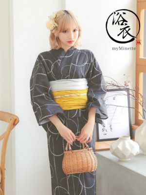 [新作][予約] 浴衣 レトロ モダン サークル柄 ゆかた 3点セット (浴衣+兵児帯+下駄)
